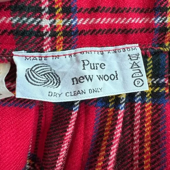 Pure New Wool Tartan Kilt Skirt Red Plaid Pleated Buckle A Line 25” Waist - Picture 7 of 9